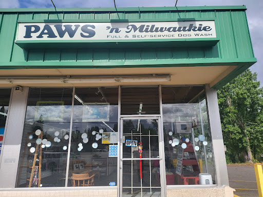 Paws n Milwaukie - Image 1