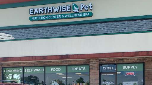 EarthWise Pet Supply & Grooming Creve Coeur - Image 1