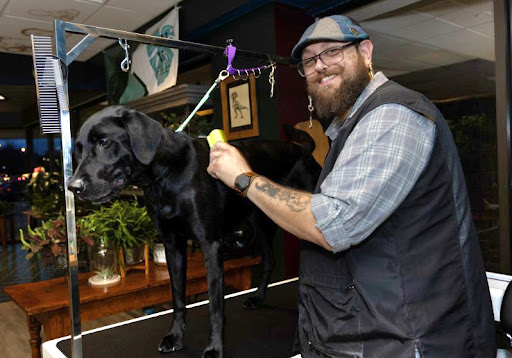 The Wet Dog: Canine Barbershop - Image 1