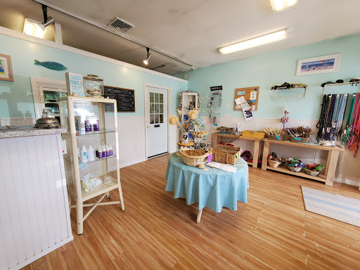 Coastal Canine Grooming & Boutique - Image 1