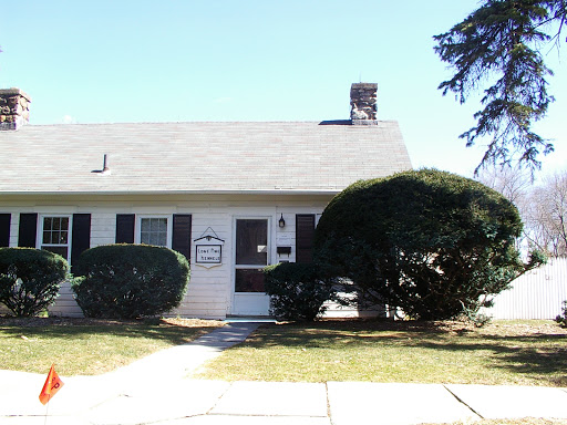 Lone Pine Kennels - Image 1