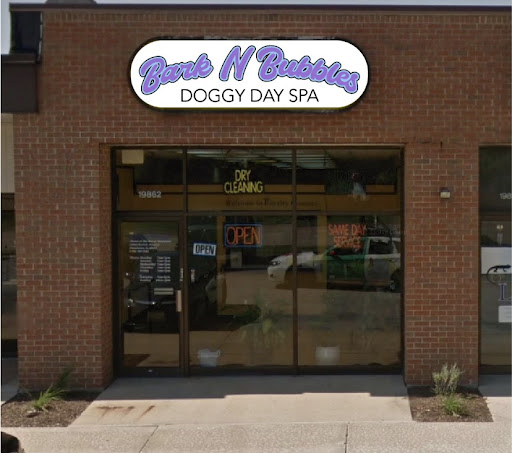 Bark N Bubbles Doggy Day Spa- Flossmoor - Image 1