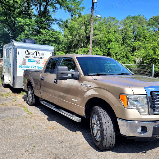 Clean Paws Mobile Grooming Salon - Image 1